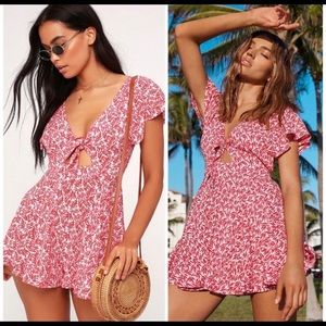 Lulu’s Red Dondi Floral Romper Dress - XS